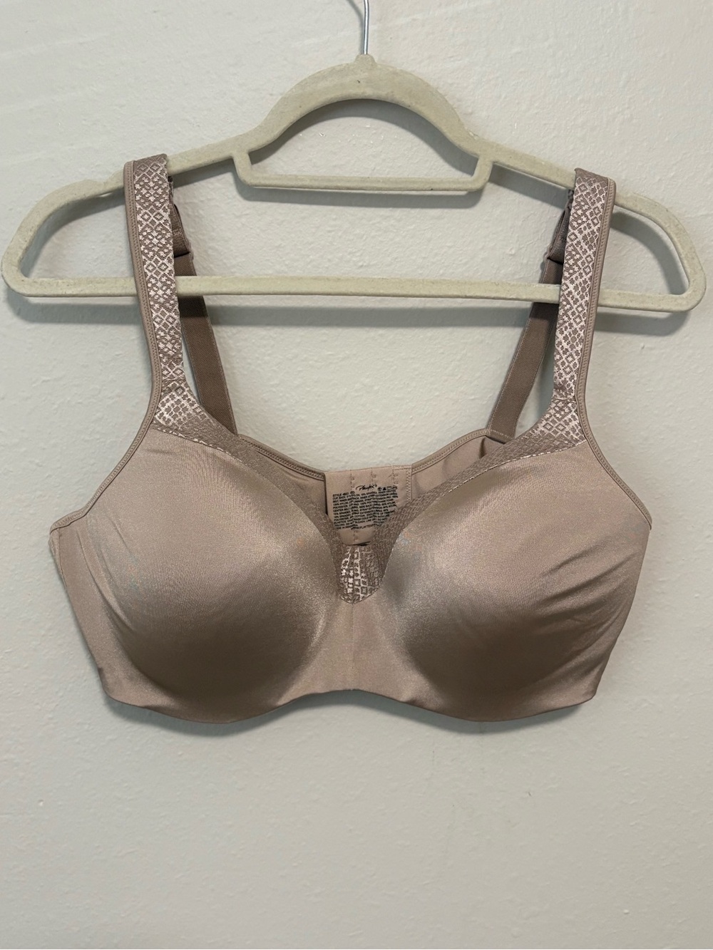 Playtex 42D Nude Bra